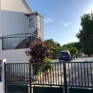 Mira Apartament Trogir
