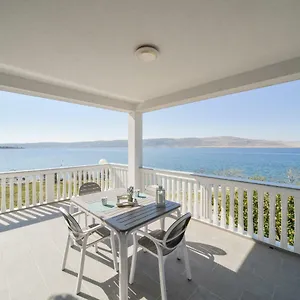  Apartment Martom Kroatien